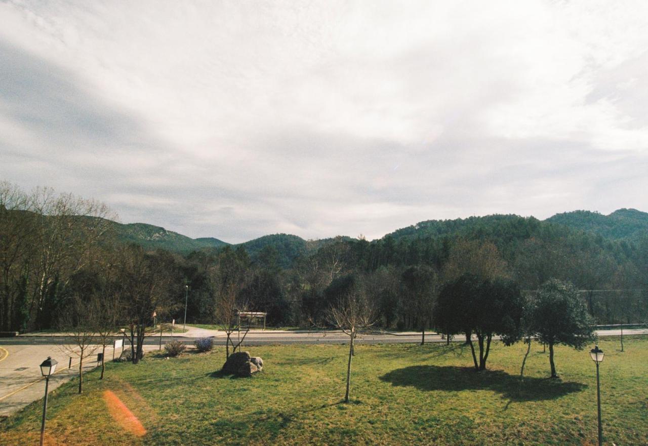 Hostal De L'Aigua Sant Llorenc de la Muga ภายนอก รูปภาพ