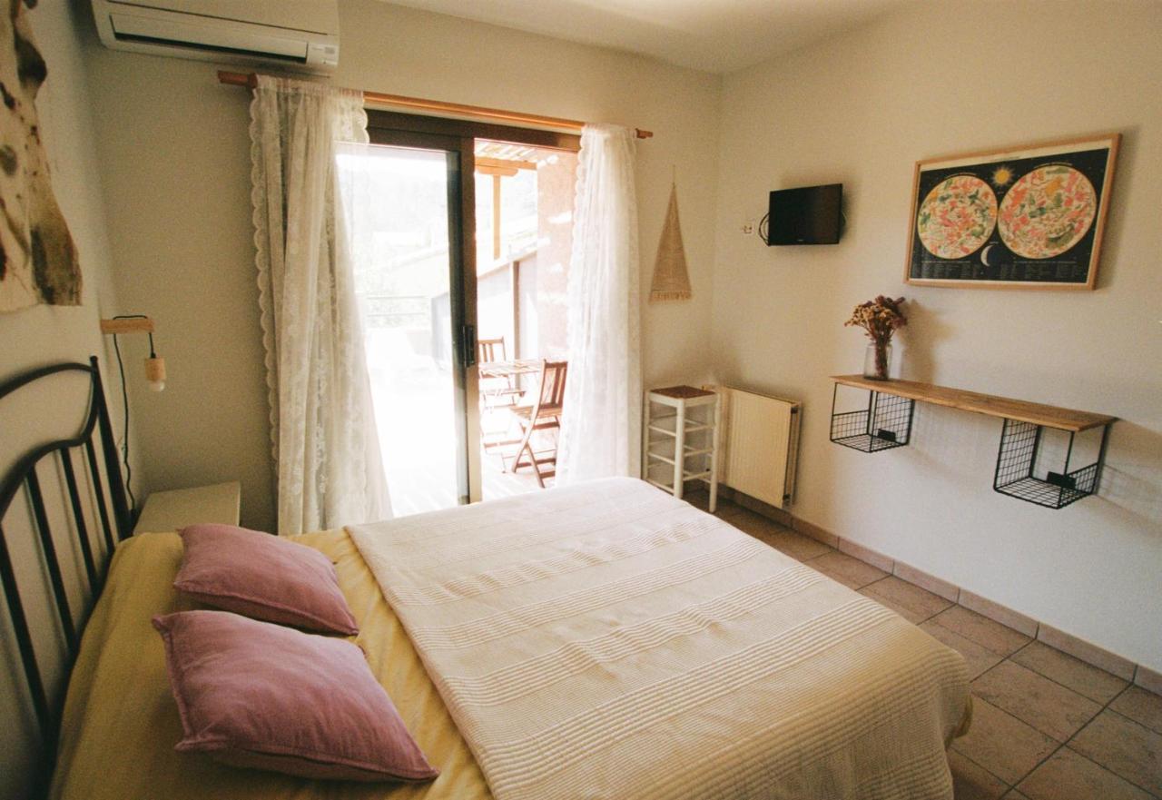 Hostal De L'Aigua Sant Llorenc de la Muga ภายนอก รูปภาพ
